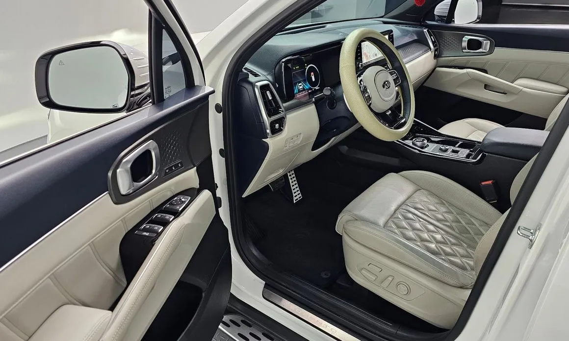 Kia Sorento — фото 10