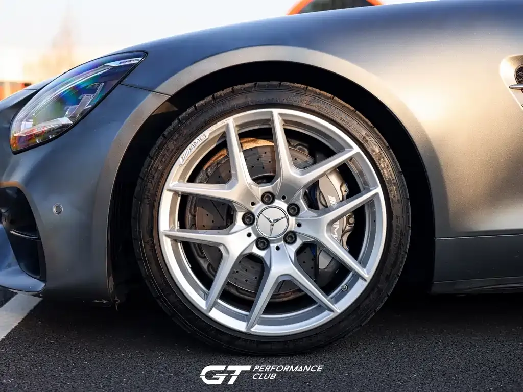 Mercedes-Benz AMG GT — фото 4