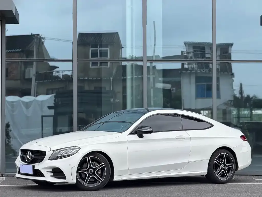 Mercedes-Benz C-Class (Import) — фото 1