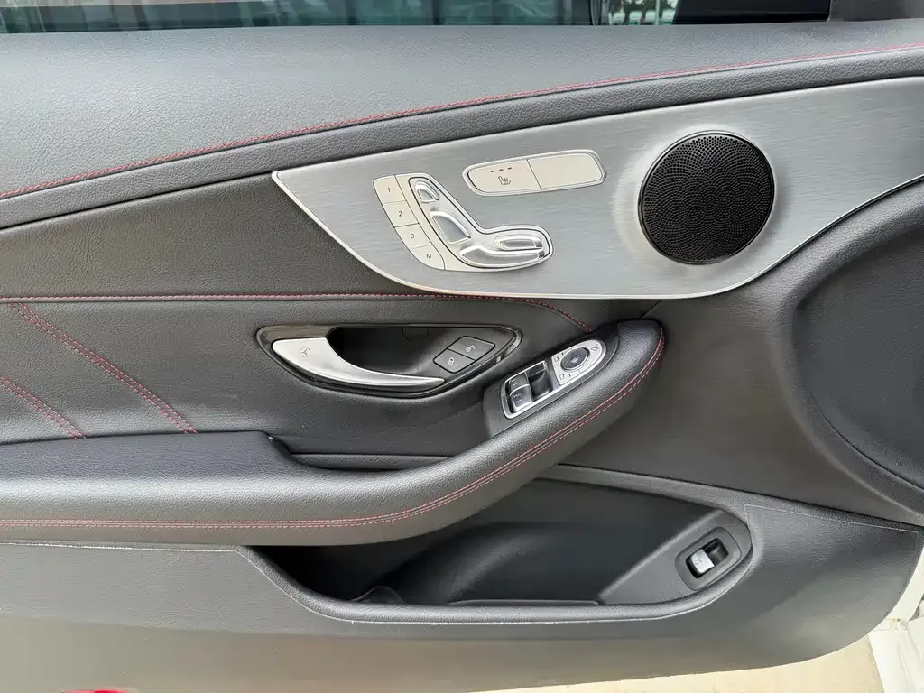 Mercedes-Benz C-Class (Import) — фото 6