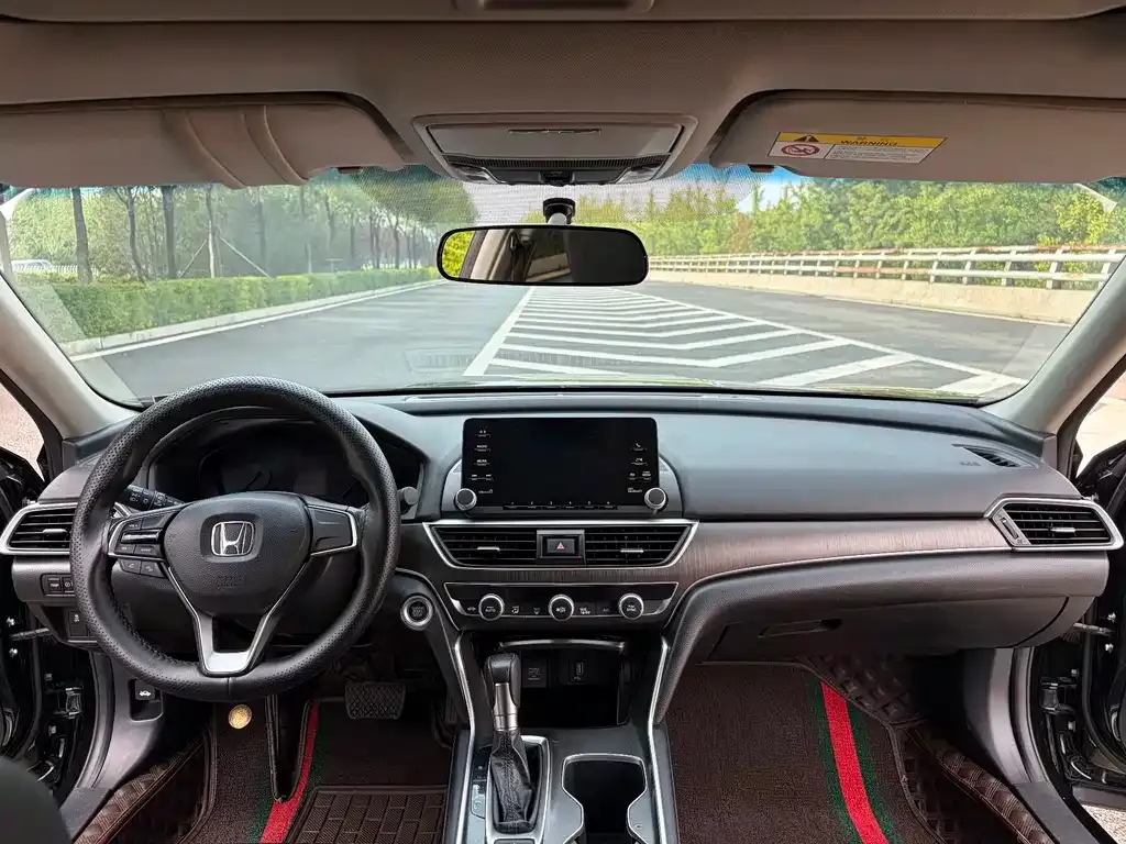 Honda Accord — фото 2