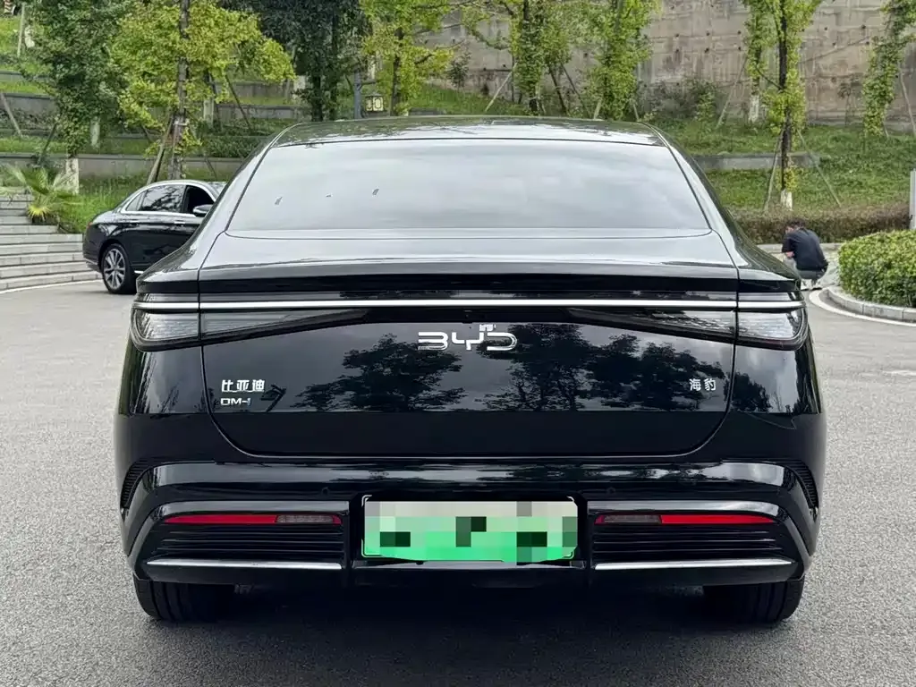 BYD Seal — фото 6