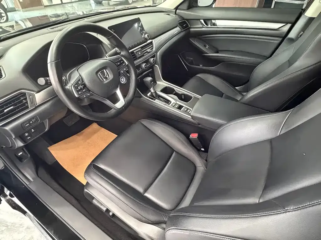 Honda Accord — фото 2