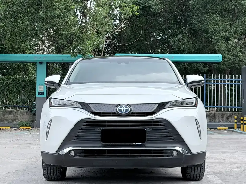 Toyota Harrier — фото 8