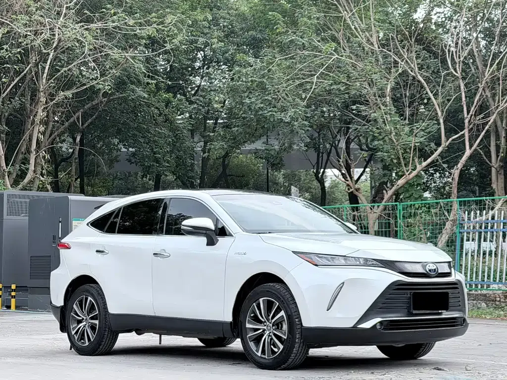 Toyota Harrier — фото 9
