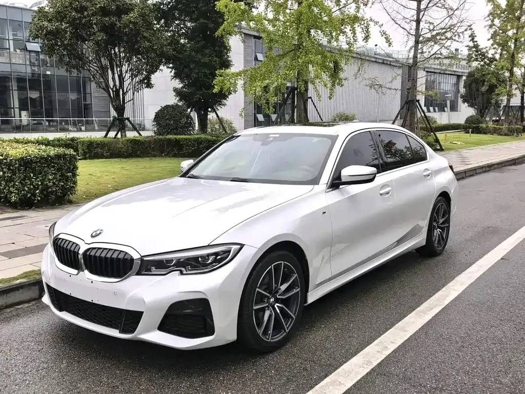BMW 3 Series — фото 1