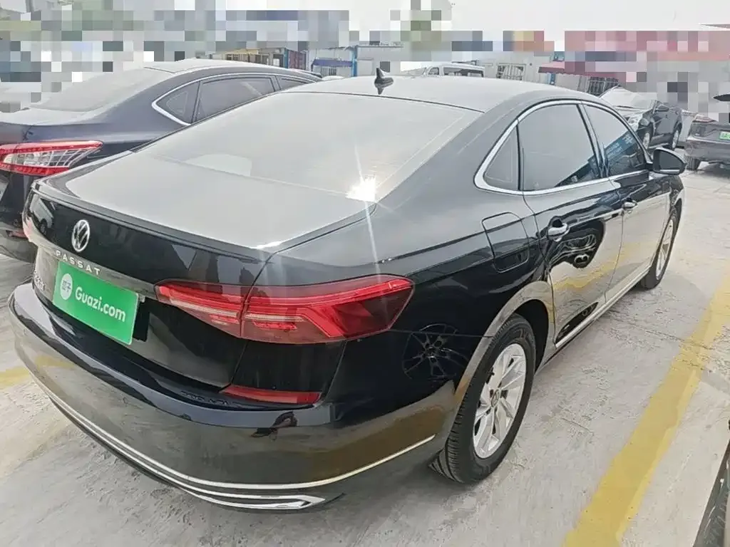 Volkswagen Passat — фото 7