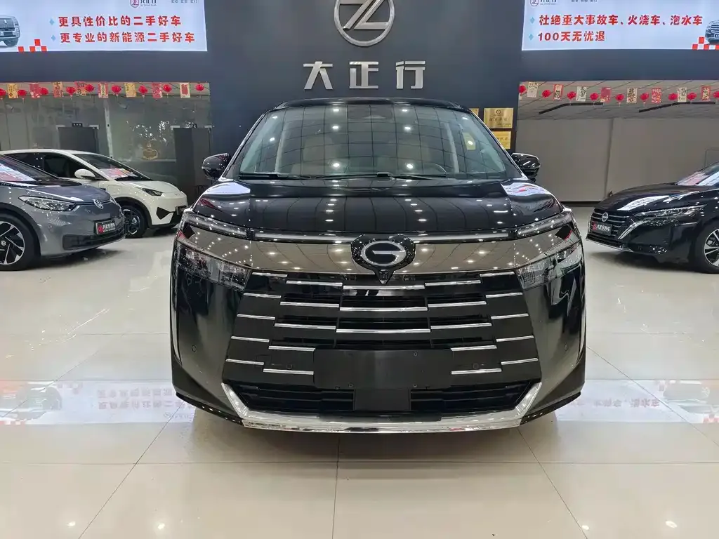 GAC Motor Trumpchi E8 PHEV — фото 9