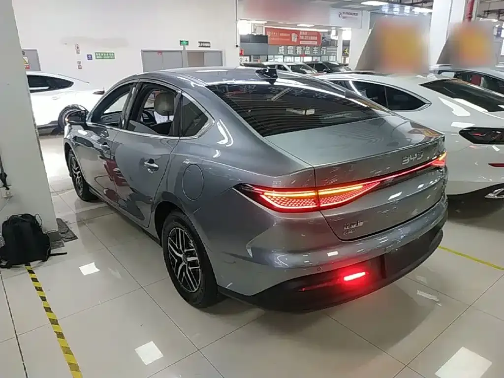 BYD Seal 05 DM-i — фото 3
