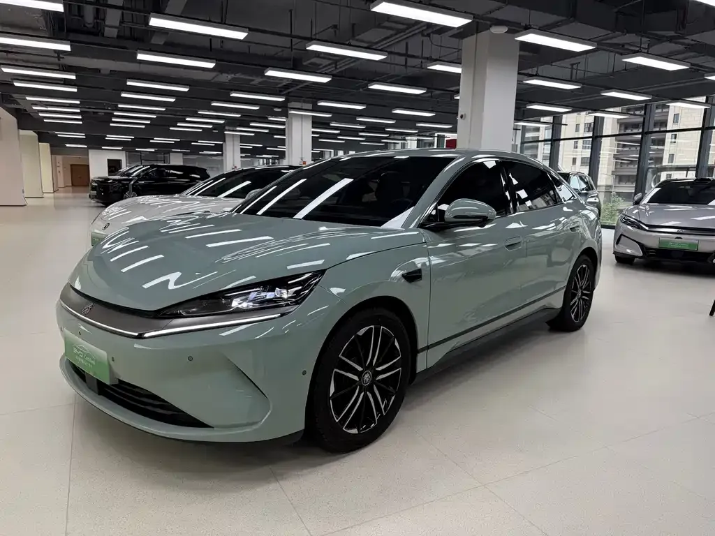 BYD Qin L — фото 1