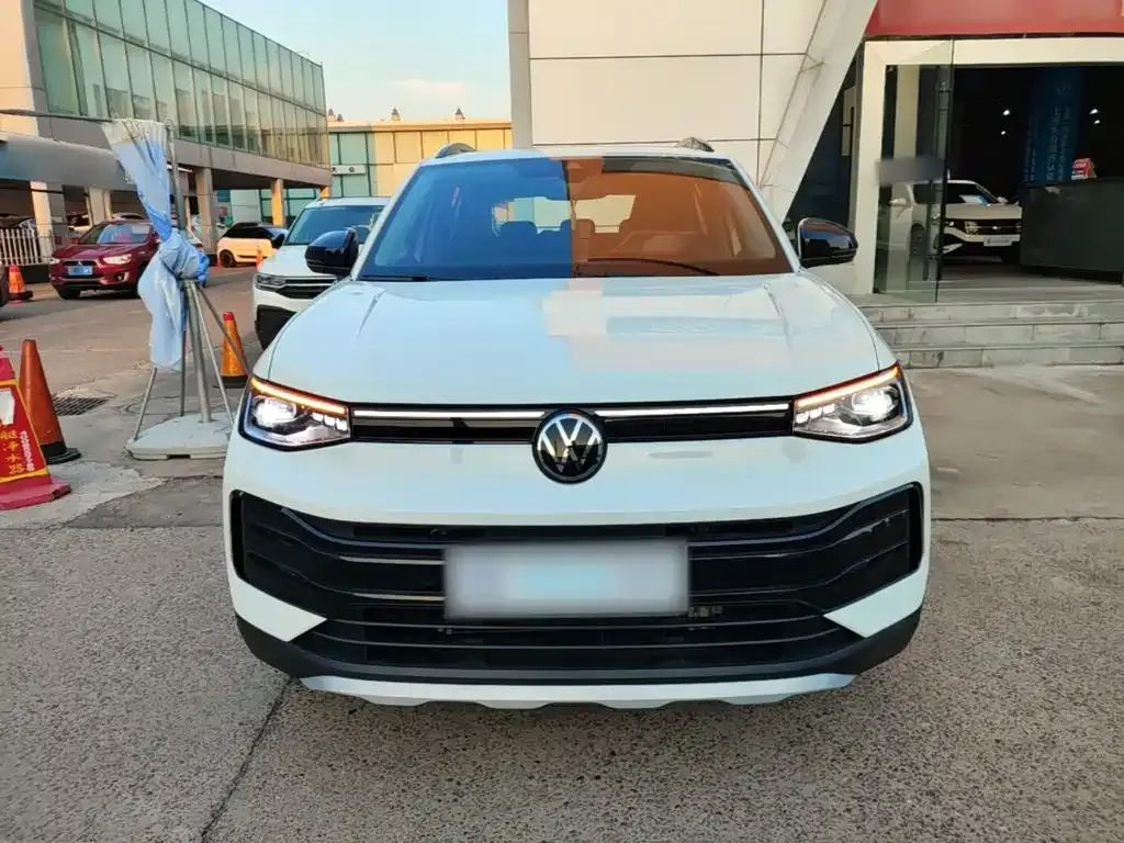 Volkswagen Tharu — фото 7