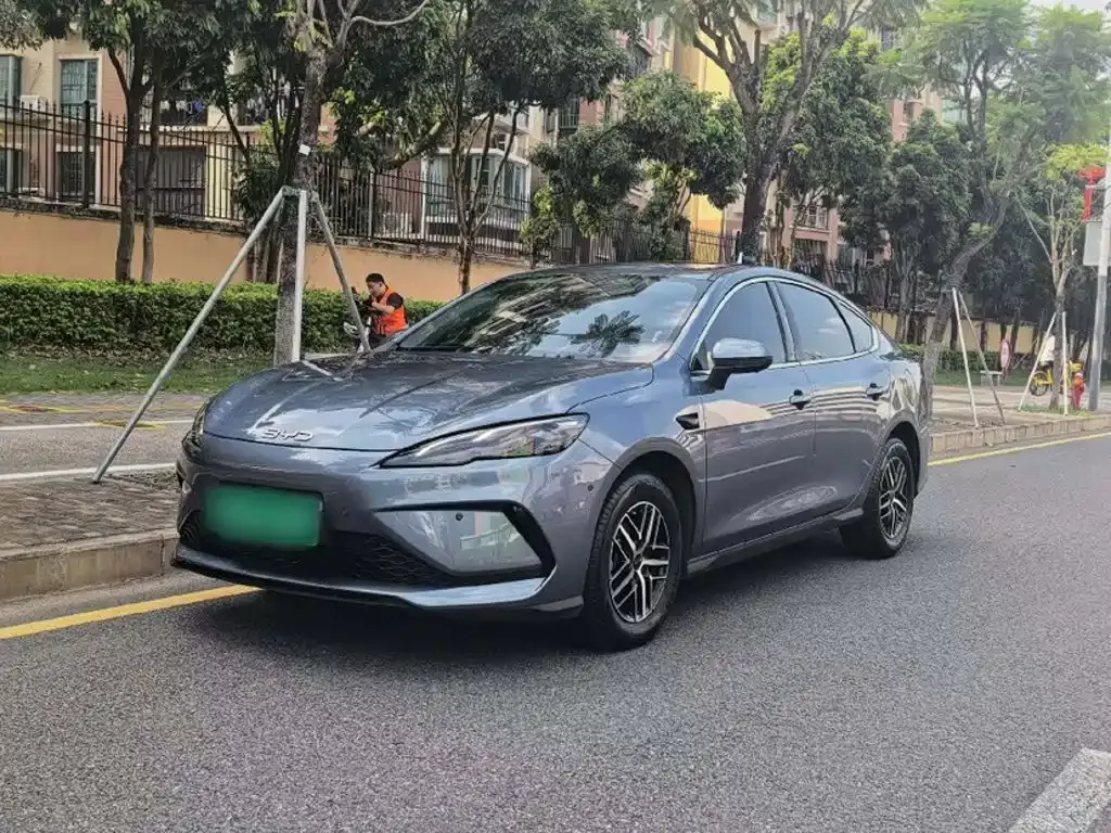 BYD Seal 05 DM-i — фото 4
