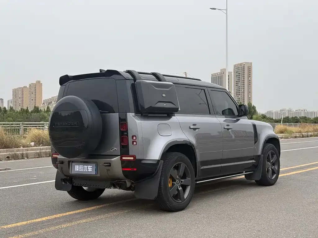 Land Rover Defender — фото 5