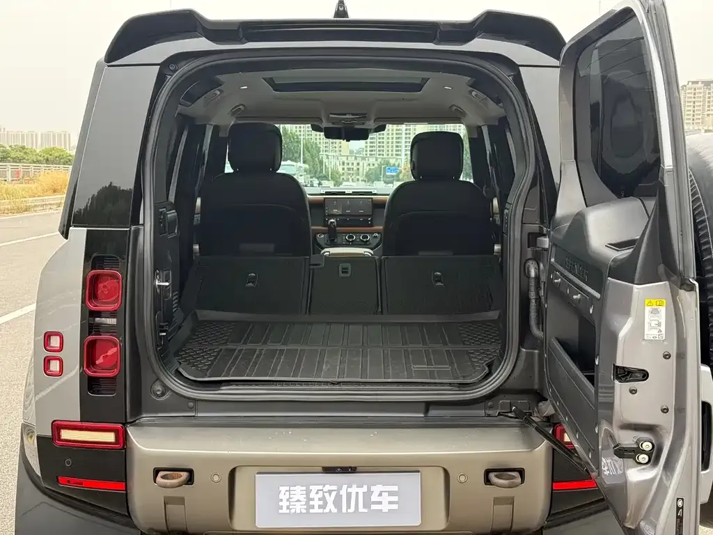 Land Rover Defender — фото 4