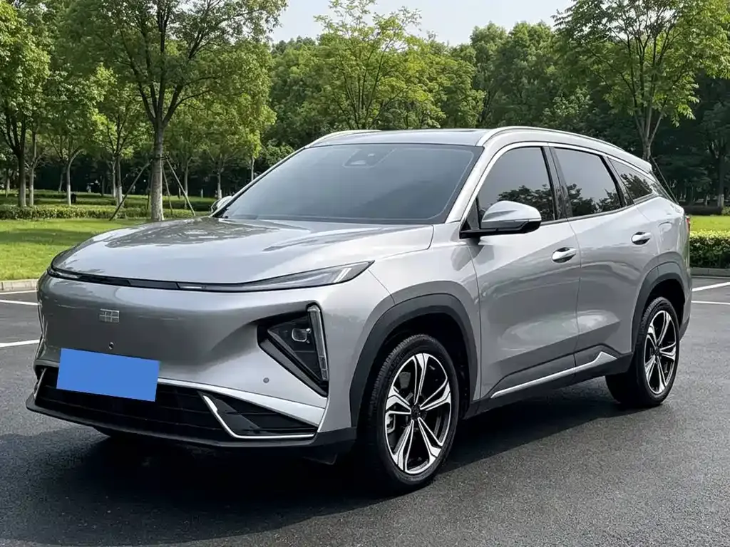 Geely Galaxy L7 — фото 1