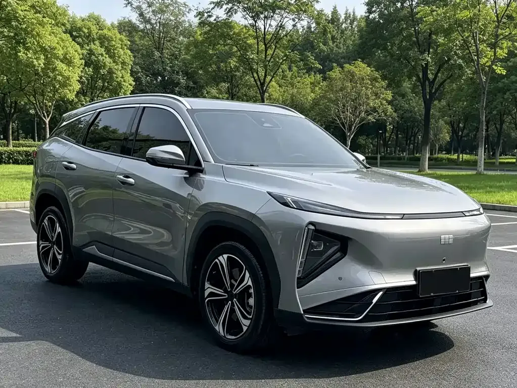 Geely Galaxy L7 — фото 10