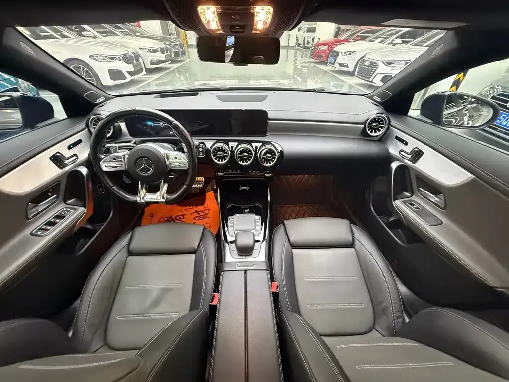 Mercedes-Benz CLA AMG — фото 8