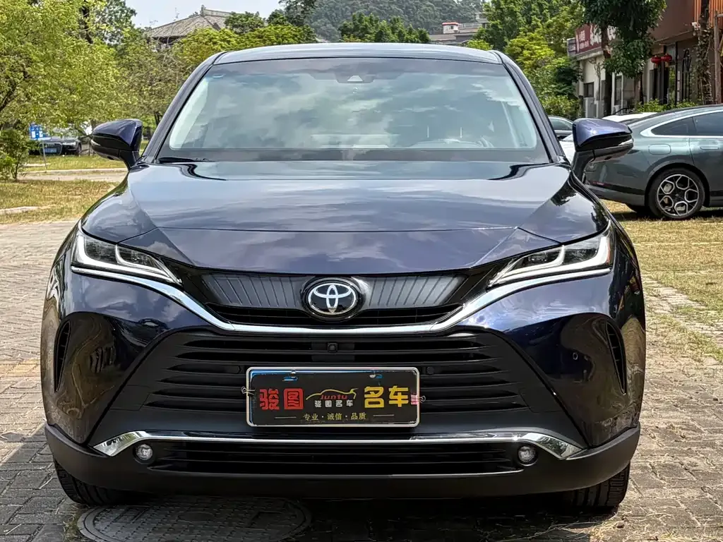 Toyota Harrier — фото 8