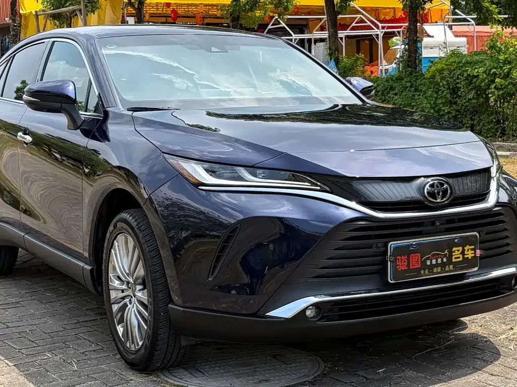 Toyota Harrier — фото 10