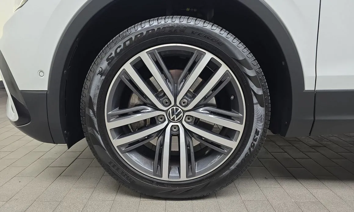Volkswagen Tiguan — фото 7