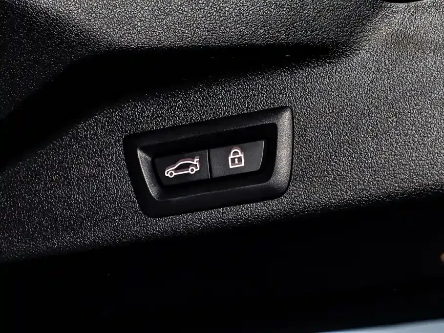 BMW X5 — фото 6