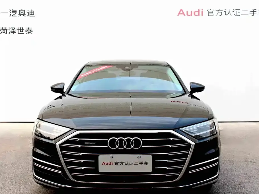Audi A8 — фото 2