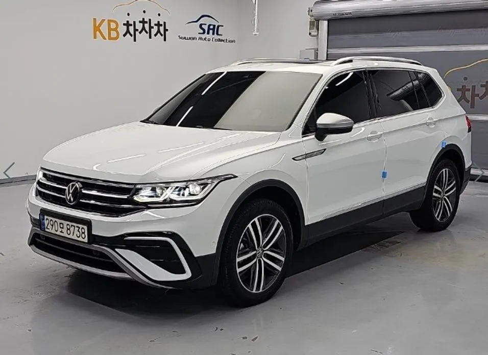 Volkswagen Tiguan — фото 1