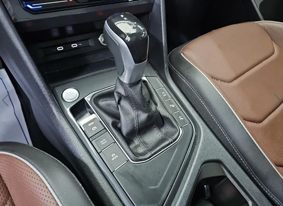 Volkswagen Tiguan — фото 10