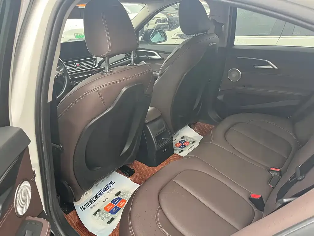 BMW 1 Series — фото 10