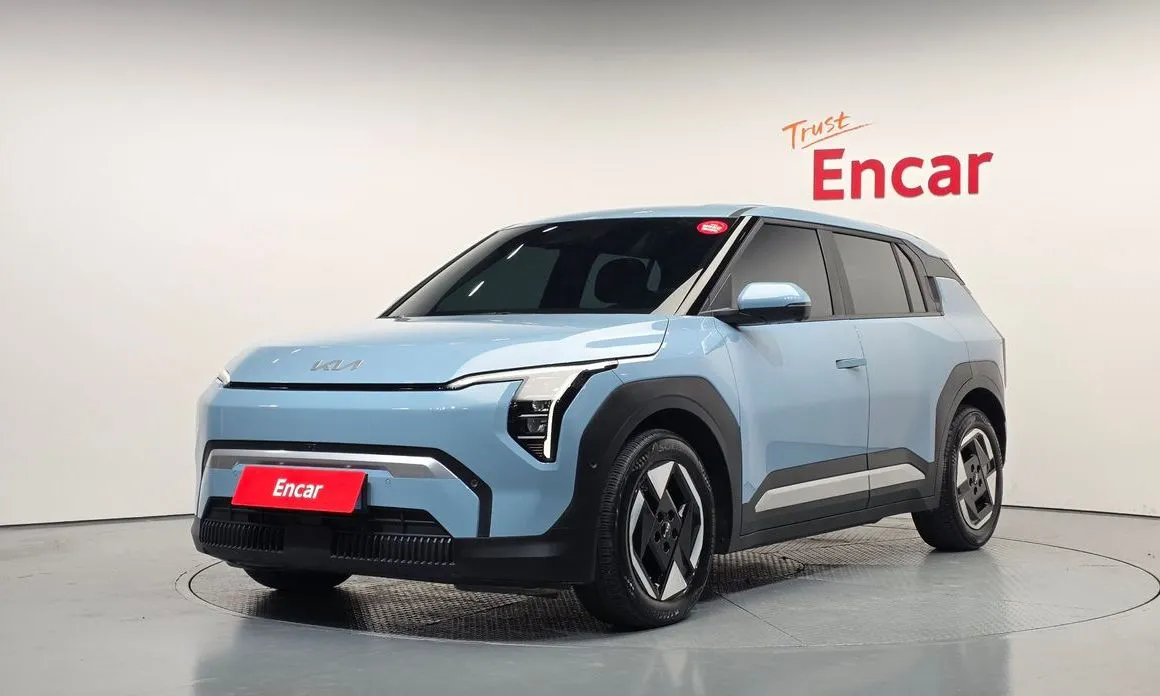 Kia EV3 — фото 1