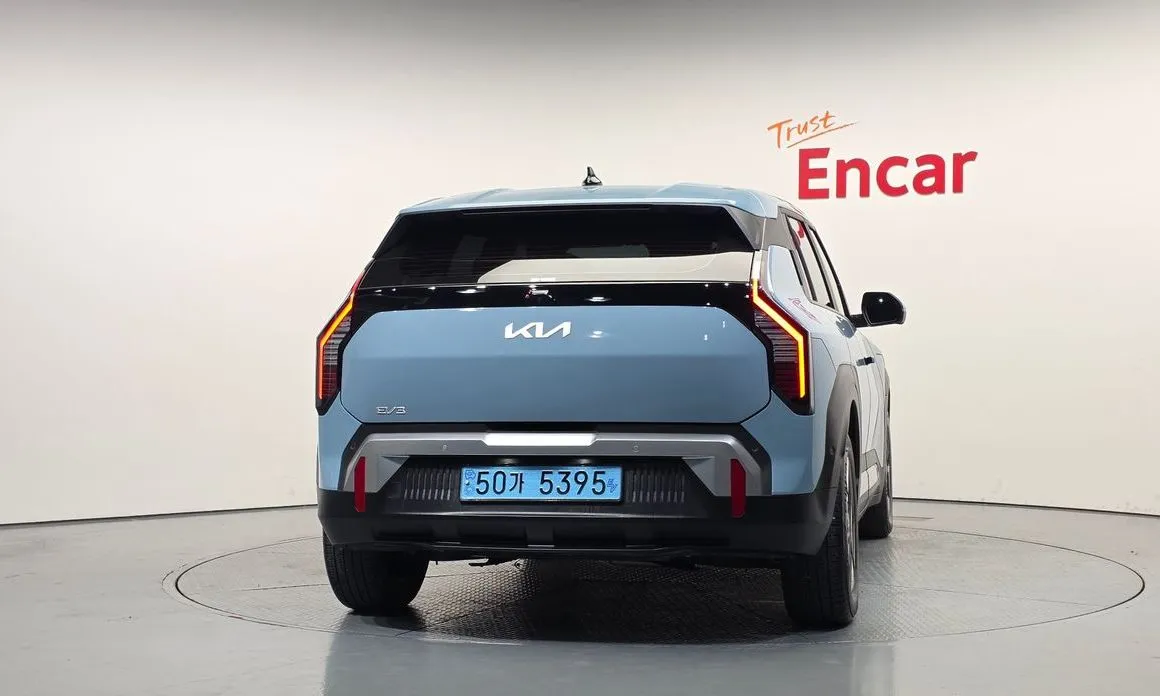 Kia EV3 — фото 4
