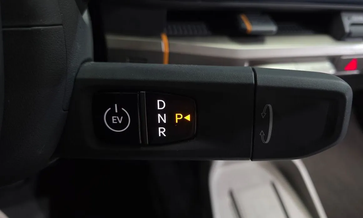 Kia EV3 — фото 2