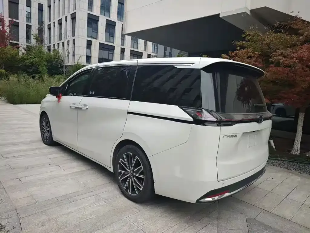 GAC Motor Trumpchi E8 — фото 6
