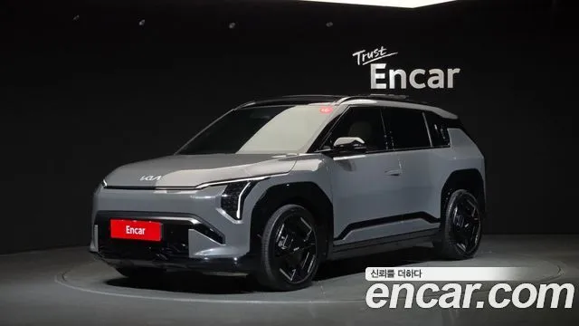 Kia EV3 — фото 1