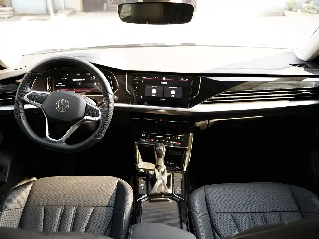 Volkswagen Passat — фото 9