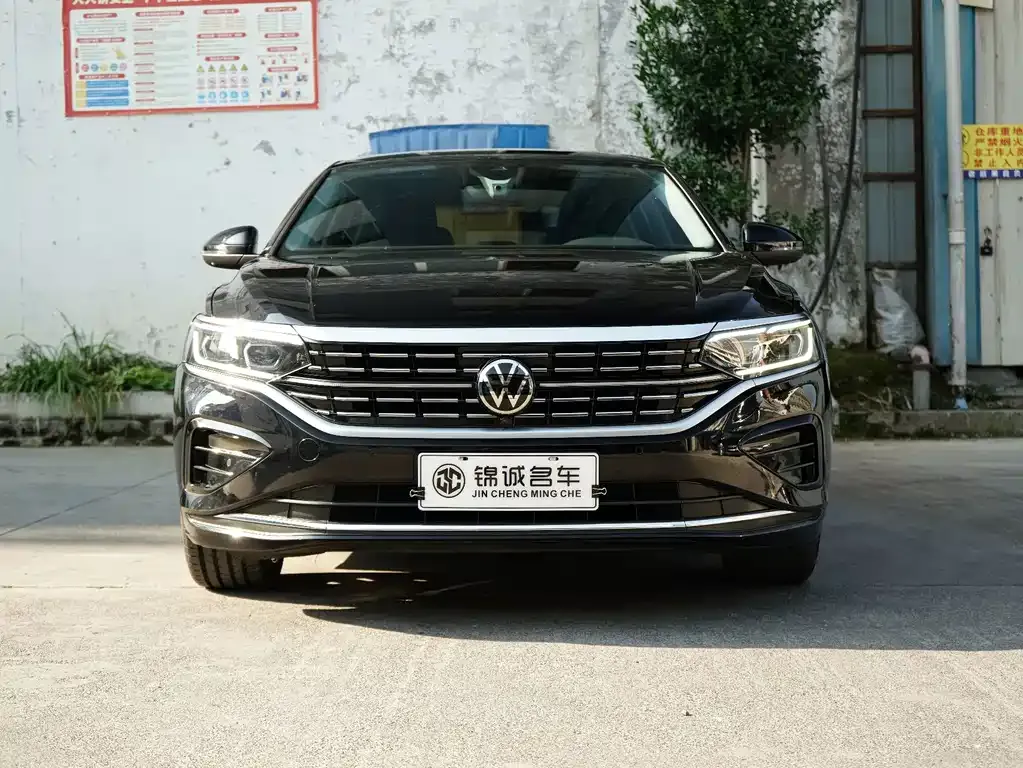Volkswagen Passat — фото 6