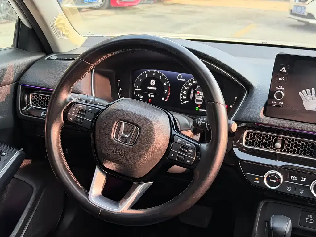 Honda Civic — фото 8