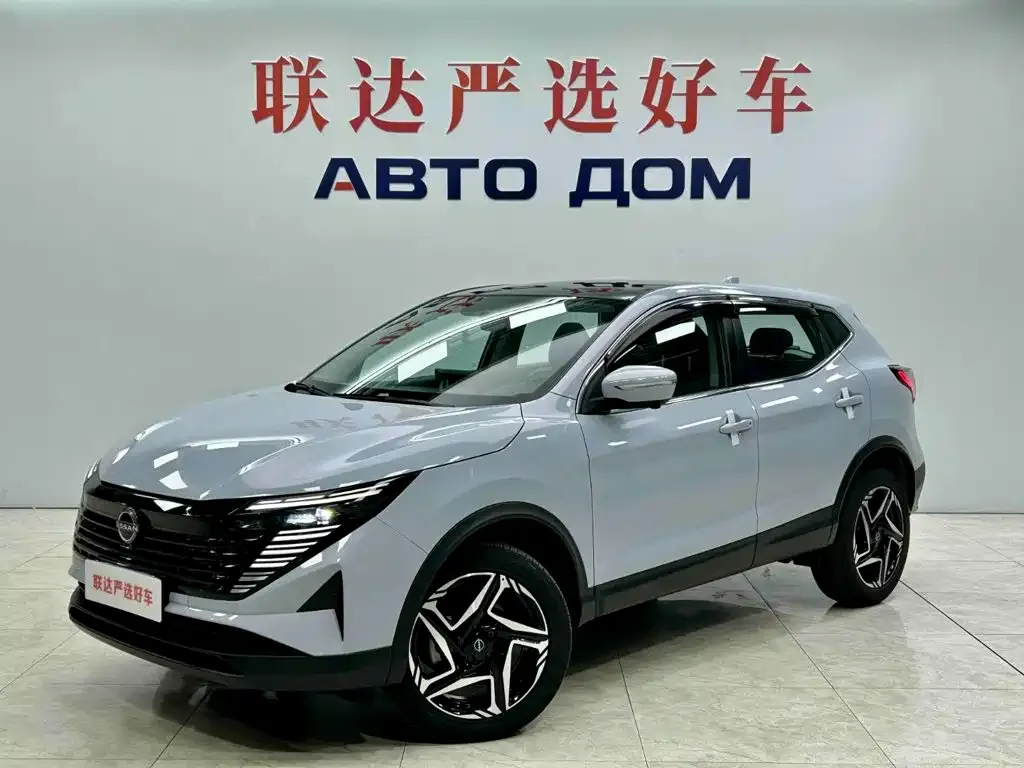 Nissan Qashqai — фото 1