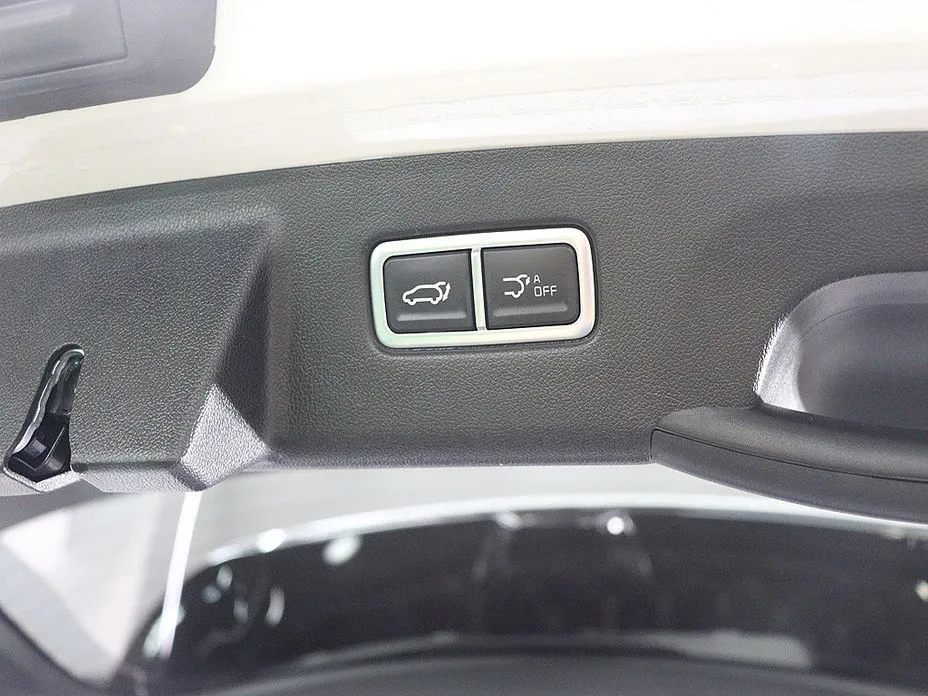 Kia Sorento — фото 5