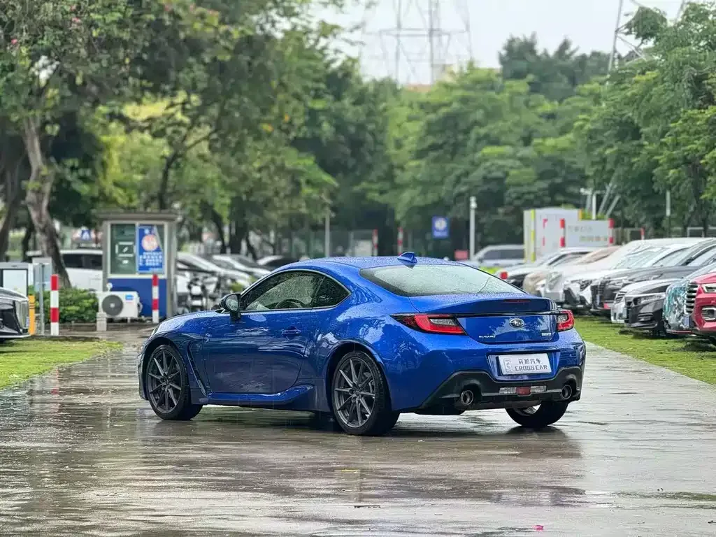 Subaru BRZ — фото 2