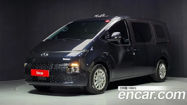 Hyundai Staria — фото 1