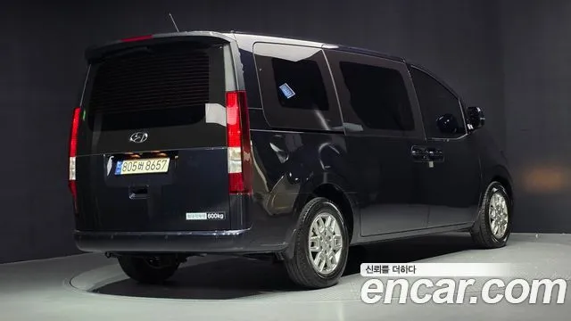 Hyundai Staria — фото 10