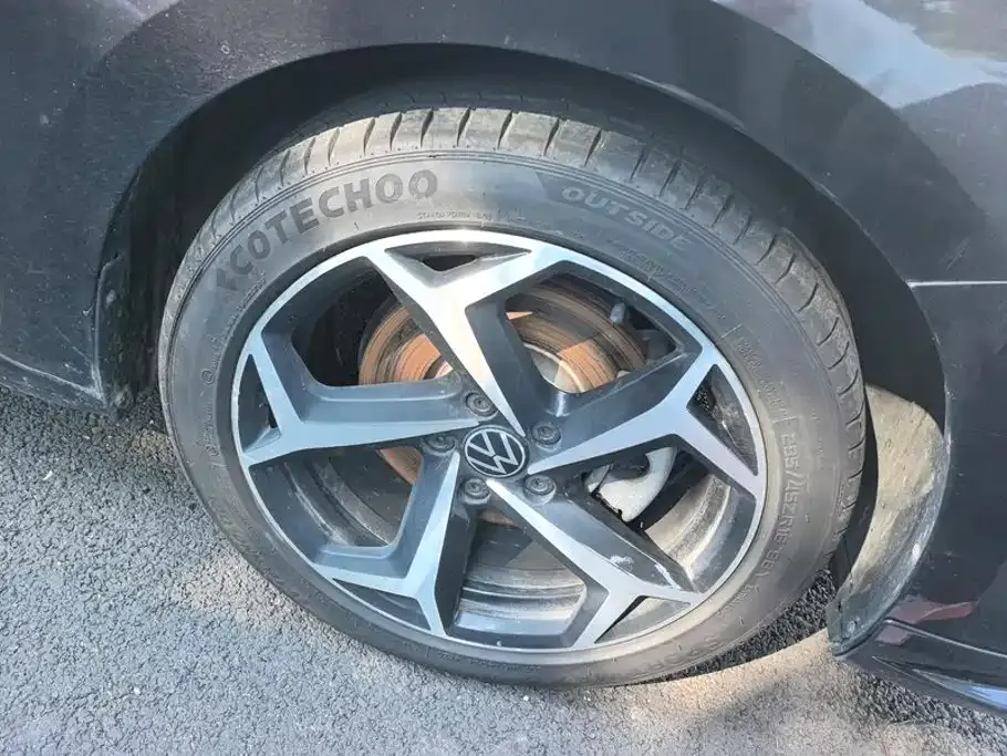 Volkswagen Passat — фото 3