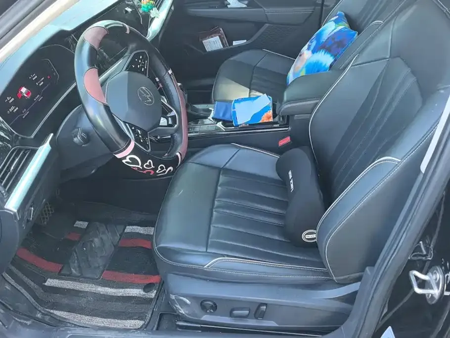 Volkswagen Passat — фото 10