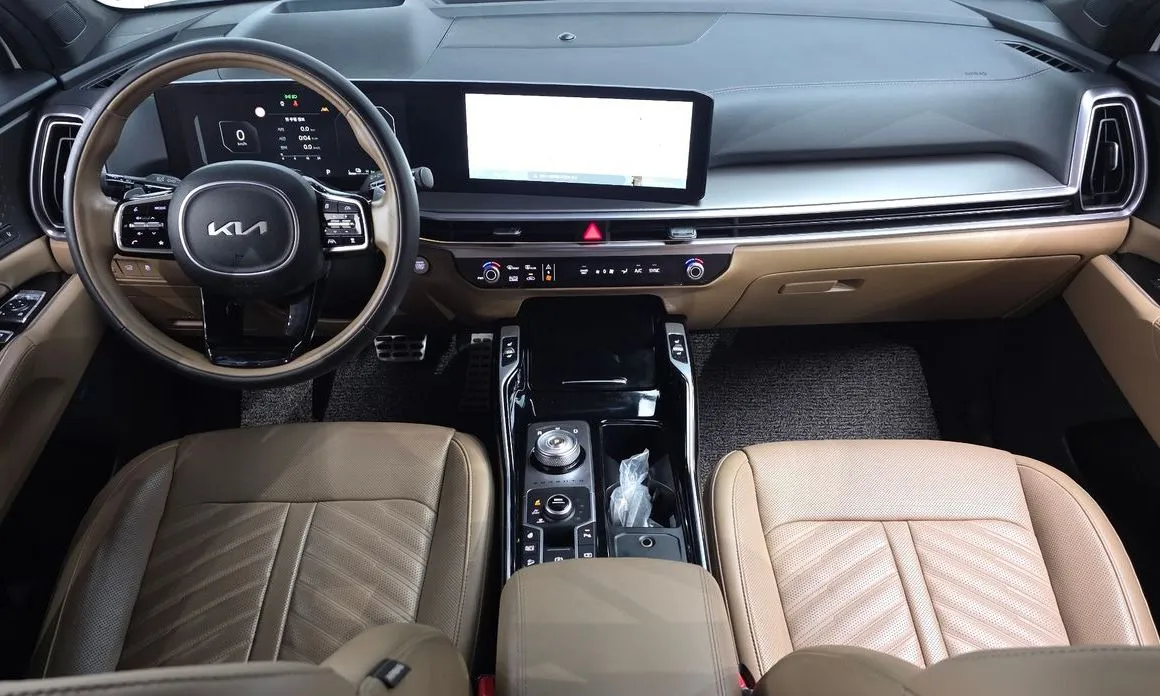 Kia Sorento — фото 3