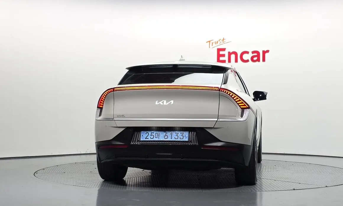 Kia EV6 — фото 2