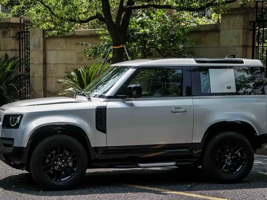 Land Rover Defender — фото 8