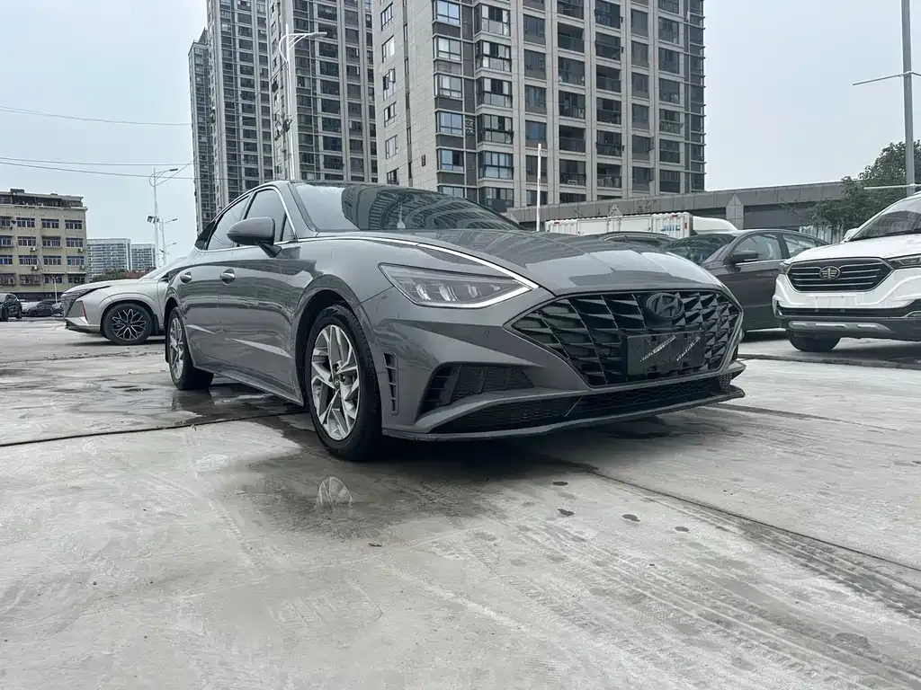 Hyundai Sonata — фото 10