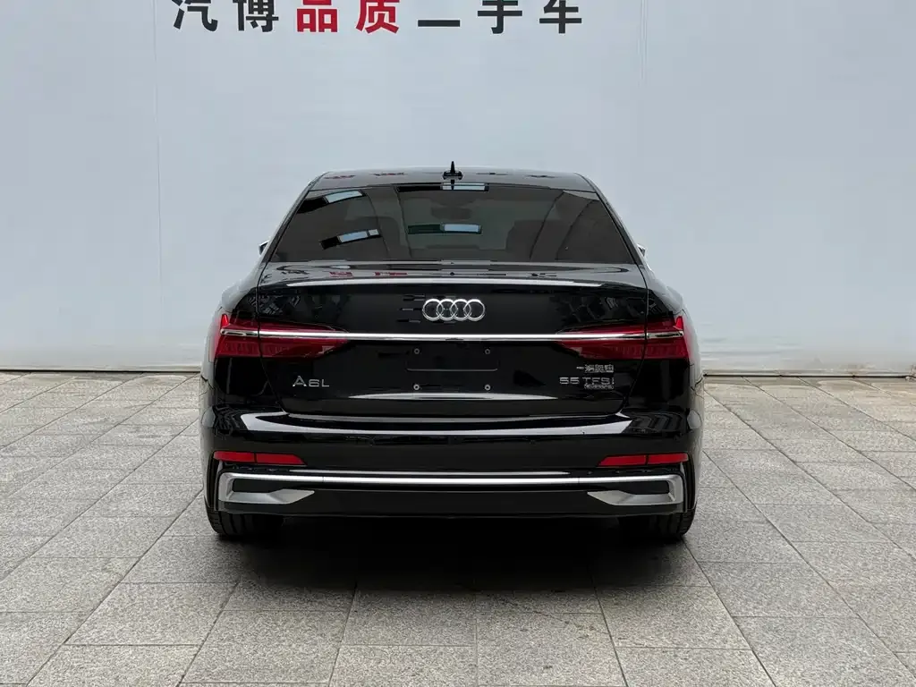 Audi A6L — фото 9
