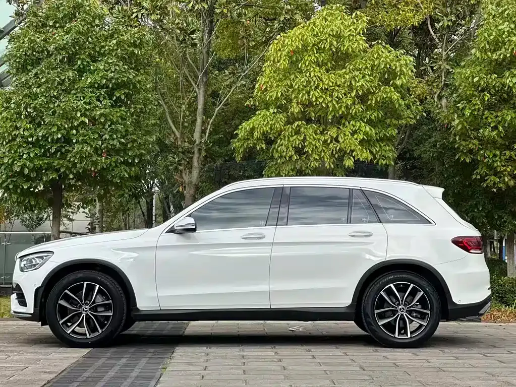 Mercedes-Benz GLC — фото 10